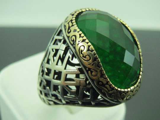 Emerald Gemstone Filigree Art Sterling Silver Women Statement Ring–  Filigranist Jewelry